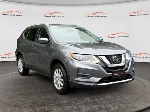 Gun Metallic 2020 Nissan Rogue SV
