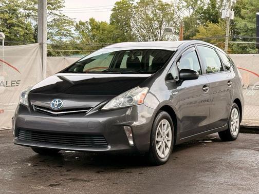 2014 Toyota Prius v Two