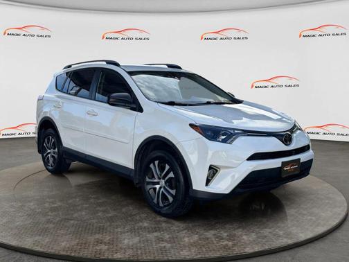 Super White 2017 Toyota RAV4 LE