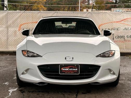 2016 Mazda MX-5 Miata Sport