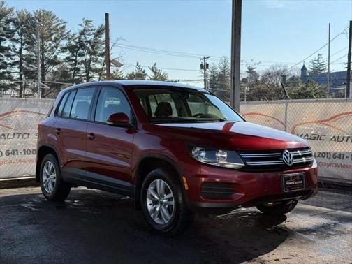 2014 Volkswagen Tiguan 2.0T S 4MOTION