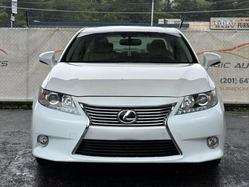 2015 Lexus ES 350 Crafted Line