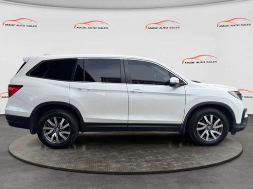 White Diamond Pearl 2019 Honda Pilot EX