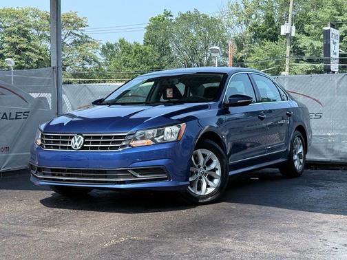 2016 Volkswagen Passat 1.8T S