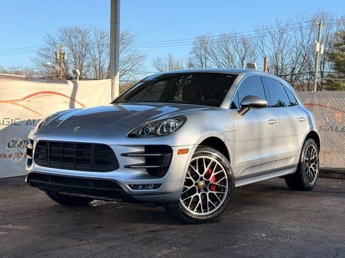 2015 Porsche Macan Turbo