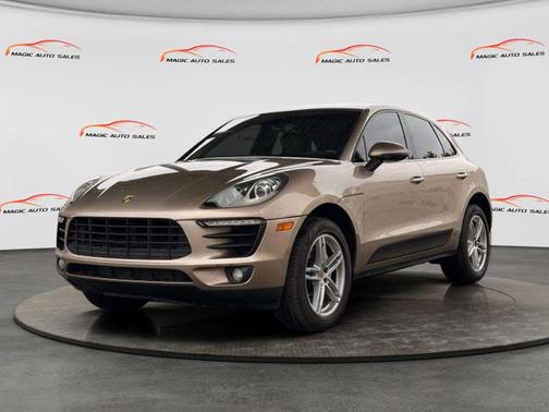 2017 Porsche Macan Macan Sport Edition