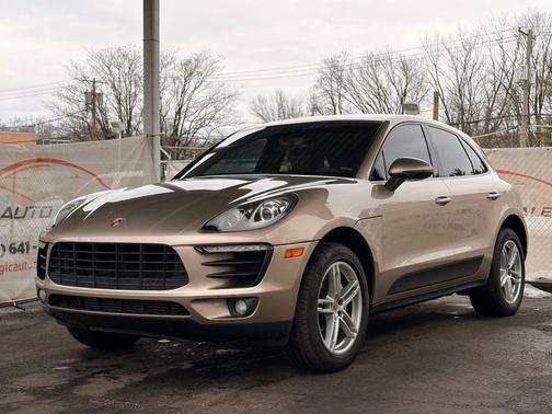 2017 Porsche Macan Sport Utility 4D