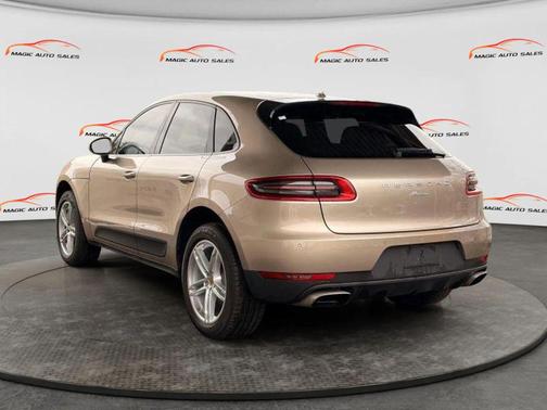 2017 Porsche Macan Macan Sport Edition
