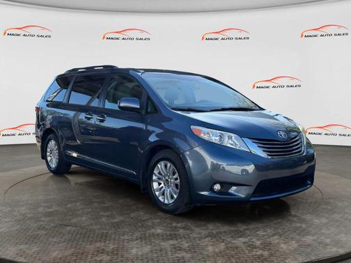Blue 2017 Toyota Sienna XLE