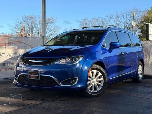 2018 Chrysler Pacifica Touring-L Plus