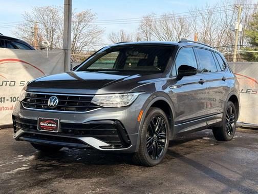 2022 Volkswagen Tiguan 2.0T SE R-Line Black 4MOTION