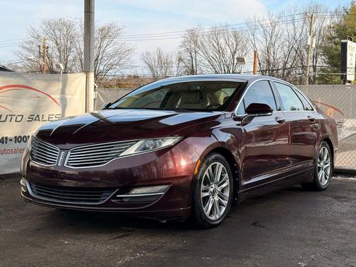 2013 Lincoln MKZ Base
