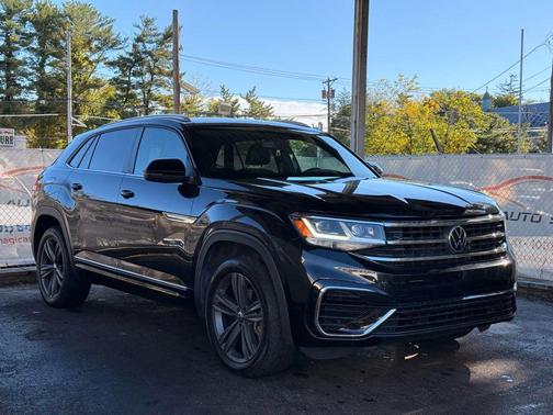 2021 Volkswagen Atlas Cross Sport 3.6L V6 SE w/Technology R-Line