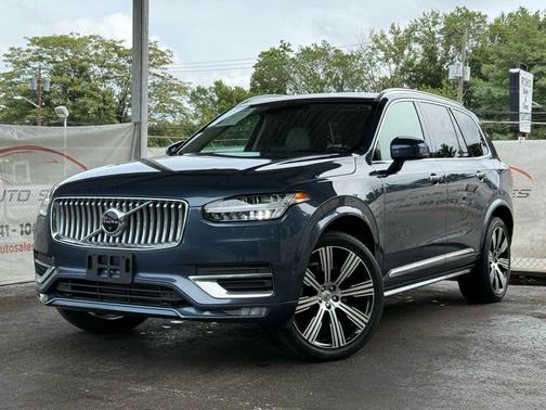 2022 Volvo XC90 T6 Inscription