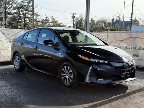 2021 Toyota Prius Prime LE