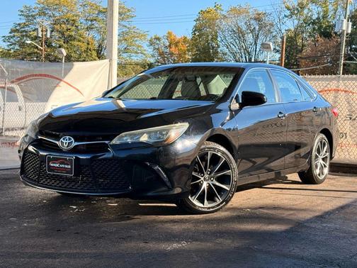 2015 Toyota Camry XSE