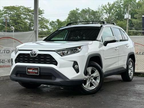 2020 Toyota RAV4 XLE