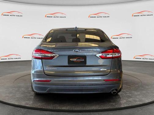 Magnetic Metallic 2019 Ford Fusion SE