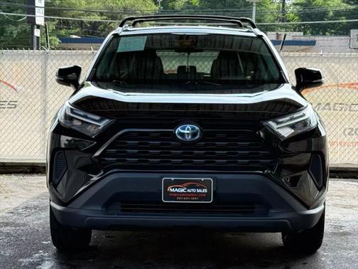 2023 Toyota RAV4 Hybrid XLE