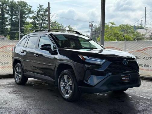 2023 Toyota RAV4 Hybrid XLE