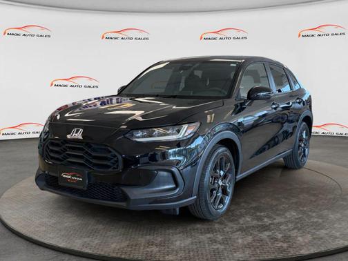 Crystal Black Pearl 2023 Honda HR-V AWD Sport