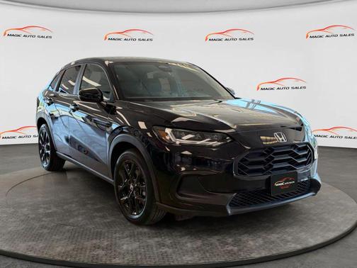 Crystal Black Pearl 2023 Honda HR-V AWD Sport
