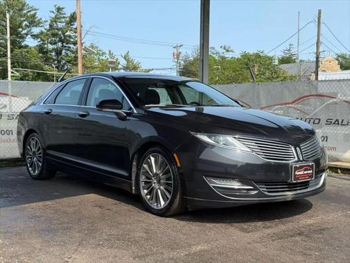 2014 Lincoln MKZ Base
