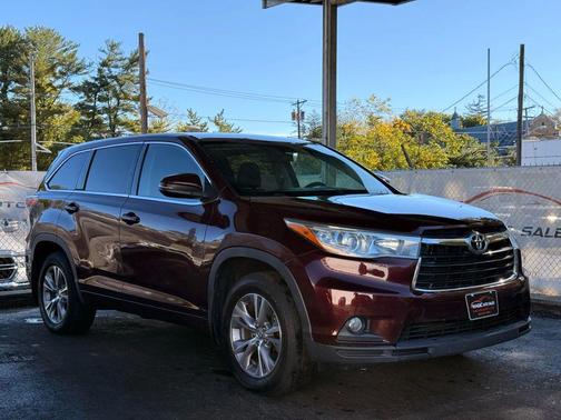 2015 Toyota Highlander LE Plus