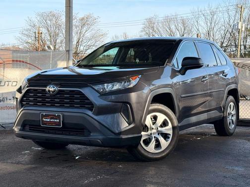 2022 Toyota RAV4 LE