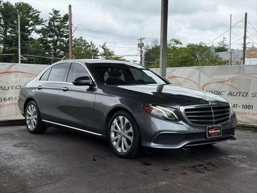 2017 Mercedes-Benz E-Class E 300 4MATIC Sedan 4D