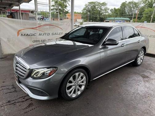 2017 Mercedes-Benz E-Class E 300 4MATIC Sedan 4D