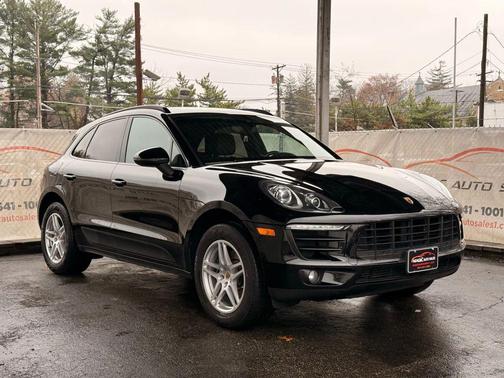 2018 Porsche Macan Sport Edition