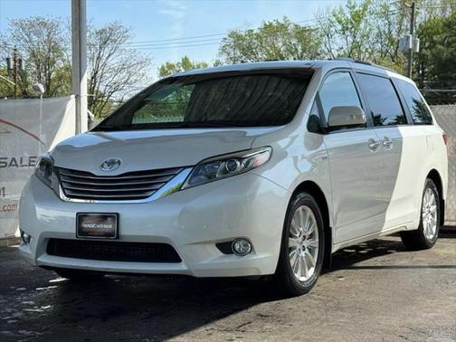 2017 Toyota Sienna Limited Premium