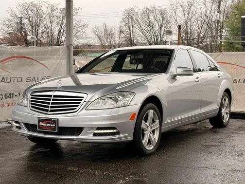 2011 Mercedes-Benz S-Class S 550 Sedan 4D