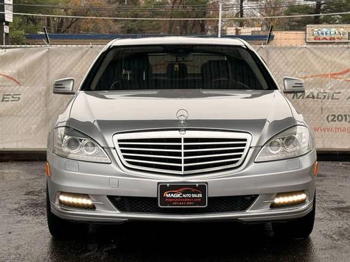 2011 Mercedes-Benz S-Class S 550 Sedan 4D