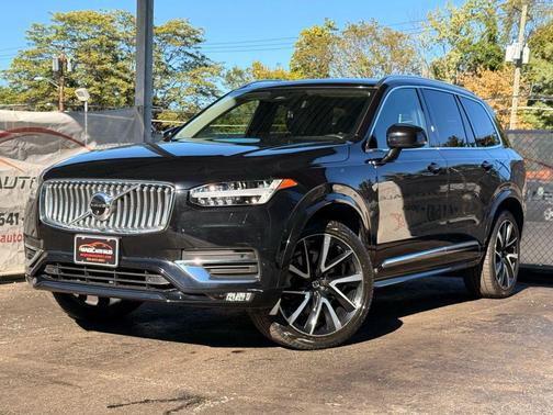 2023 Volvo XC90 B6 Plus 7-Seater