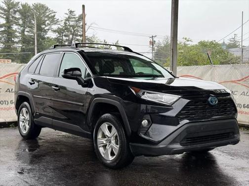 2021 Toyota RAV4 Hybrid XLE Premium