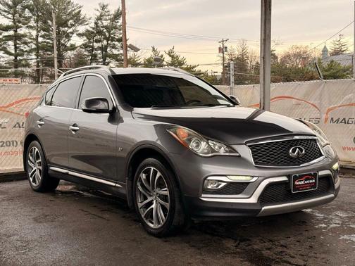 2017 INFINITI QX50 Base