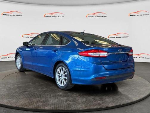 Lightning Blue 2017 Ford Fusion SE