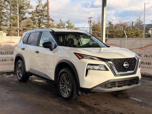 2023 Nissan Rogue S