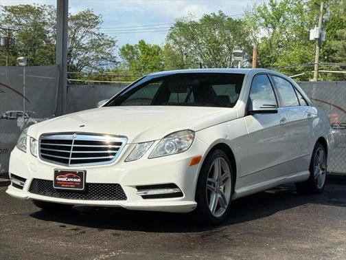 2013 Mercedes-Benz E-Class E 350 4MATIC Sedan 4D