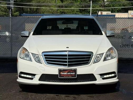 2013 Mercedes-Benz E-Class E 350 4MATIC Sedan 4D