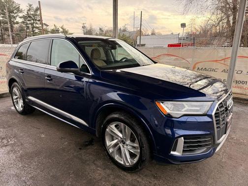 2021 Audi Q7 55 Premium Plus