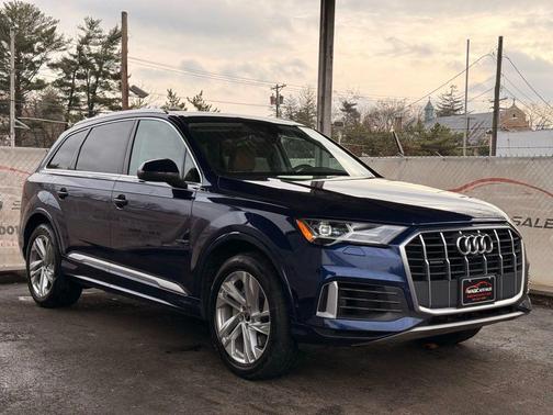 2021 Audi Q7 55 Premium Plus