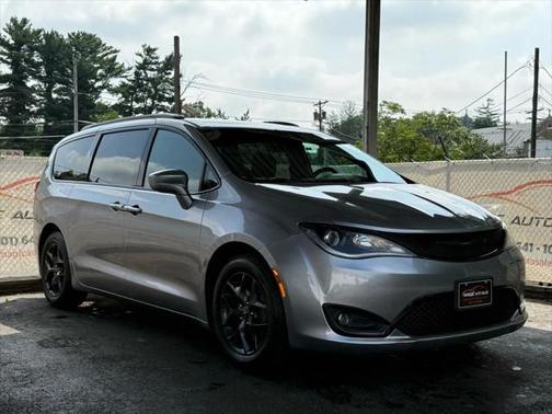 2019 Chrysler Pacifica Touring-L Plus