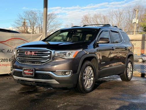2018 GMC Acadia SLE-2