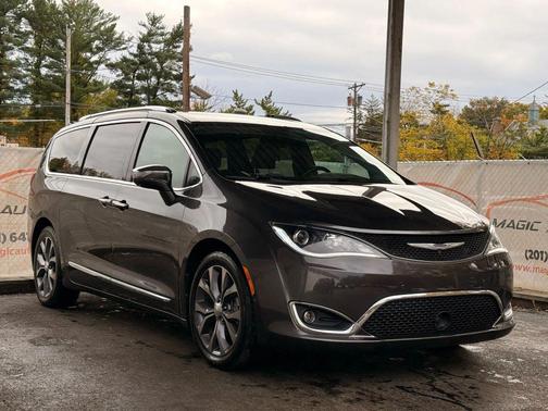 2019 Chrysler Pacifica Limited