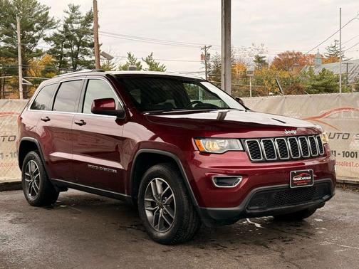 2019 Jeep Grand Cherokee Laredo