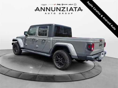 2022 Jeep Gladiator Sport