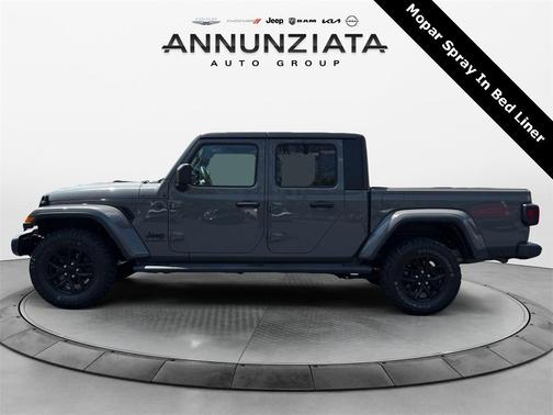 2022 Jeep Gladiator Sport